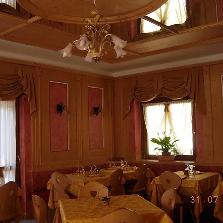 Hotel Eden